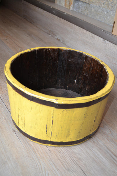 Yellow vintage tub:: 10x10"