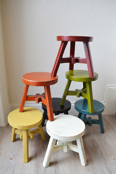 wee round stool